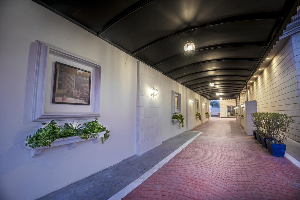 Mira Trio Hotel - Riyadh - Tahlia Street Exterior foto